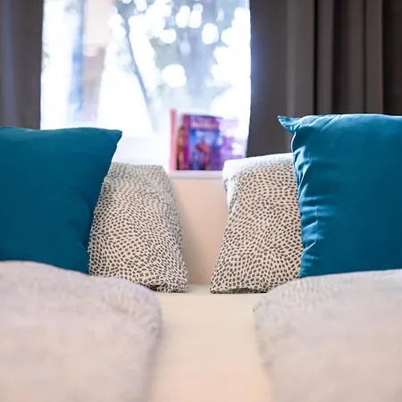 Helle In Sudenburg Mit Balkon - Wlan, 4 Schlafplaetze