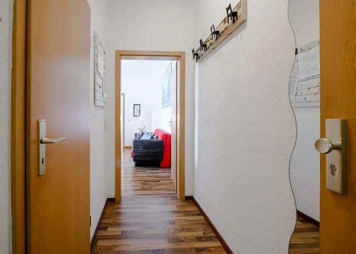 Helle In Sudenburg Mit Balkon - Wlan, 4 Schlafplaetze